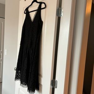 Club Monaco | Sleeveless Lace V-Neck Dress - Size 8